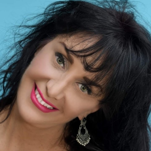 Meet your Posher, Stella James - Picture 8 of 11